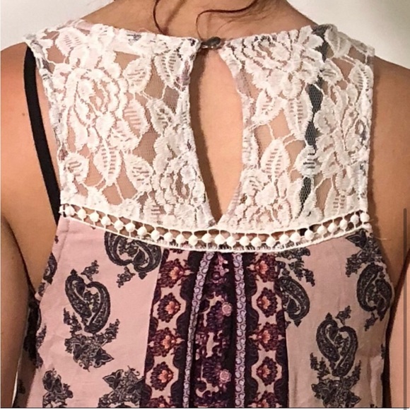 💗Altar’d State Paisley Crochet Lace Shift Dress - Picture 3 of 4